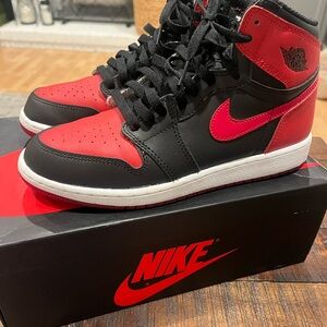 Nike Air Jordan 1 High “Banned” Bred 2016